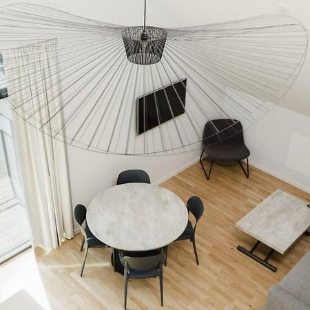 All In One Loft With Balcony And Free Parking 利丁厄 外观 照片